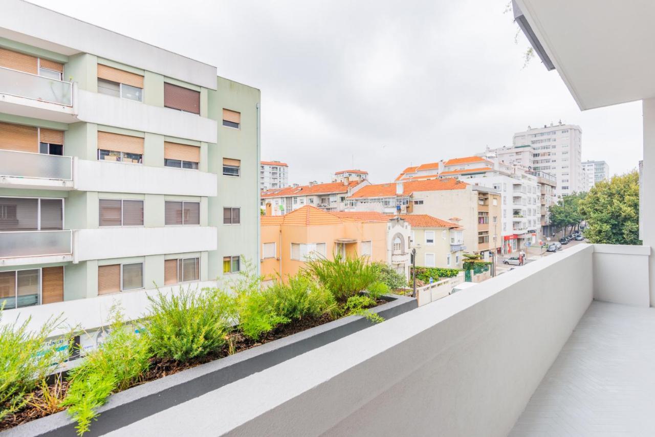 Amazing Duplex - Mid Century Experience & Parking Apartman Porto Kültér fotó