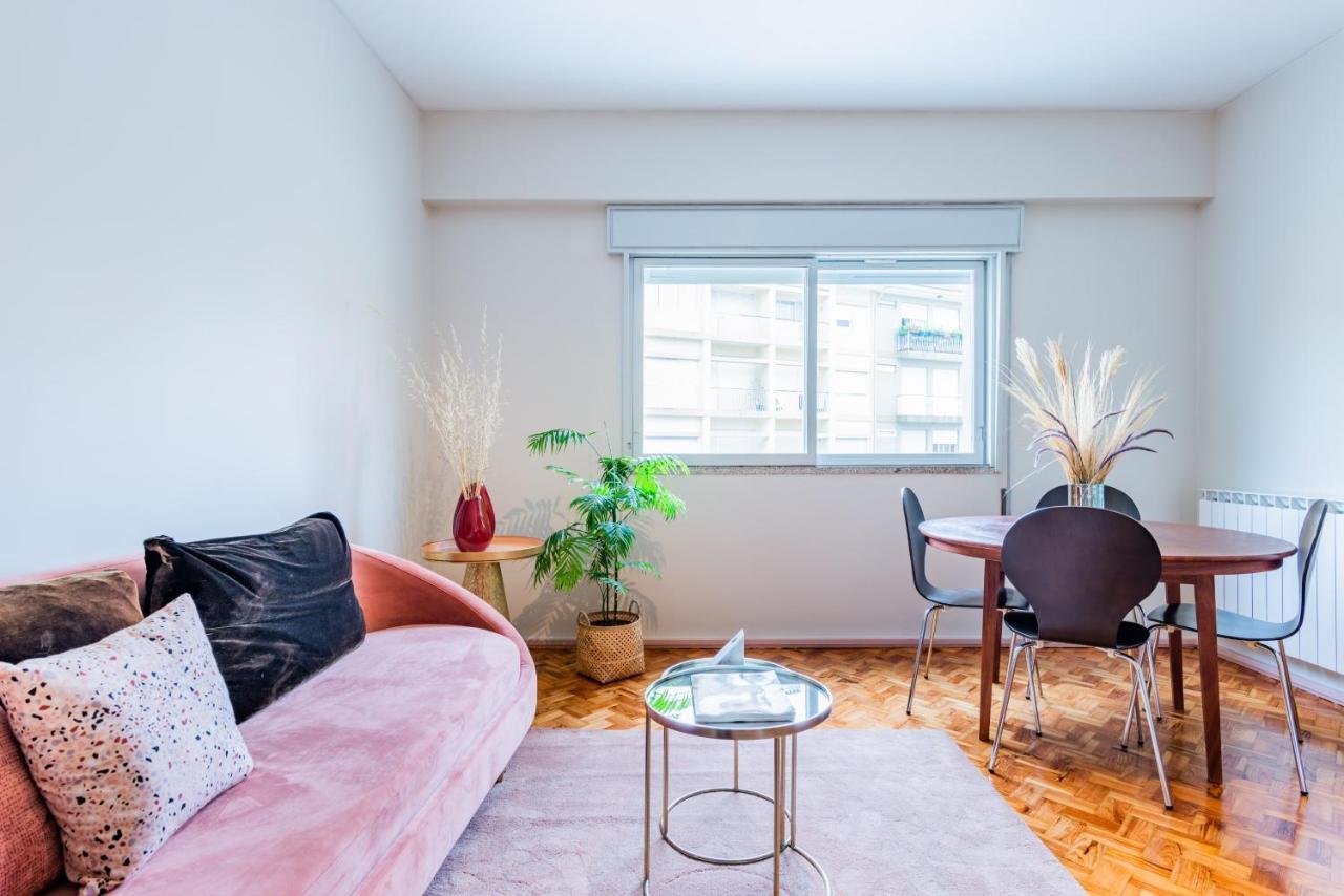 Amazing Duplex - Mid Century Experience & Parking Apartman Porto Kültér fotó